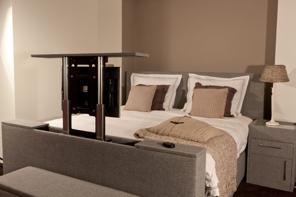 De Bedweters Boxspring met TV De Bedweters